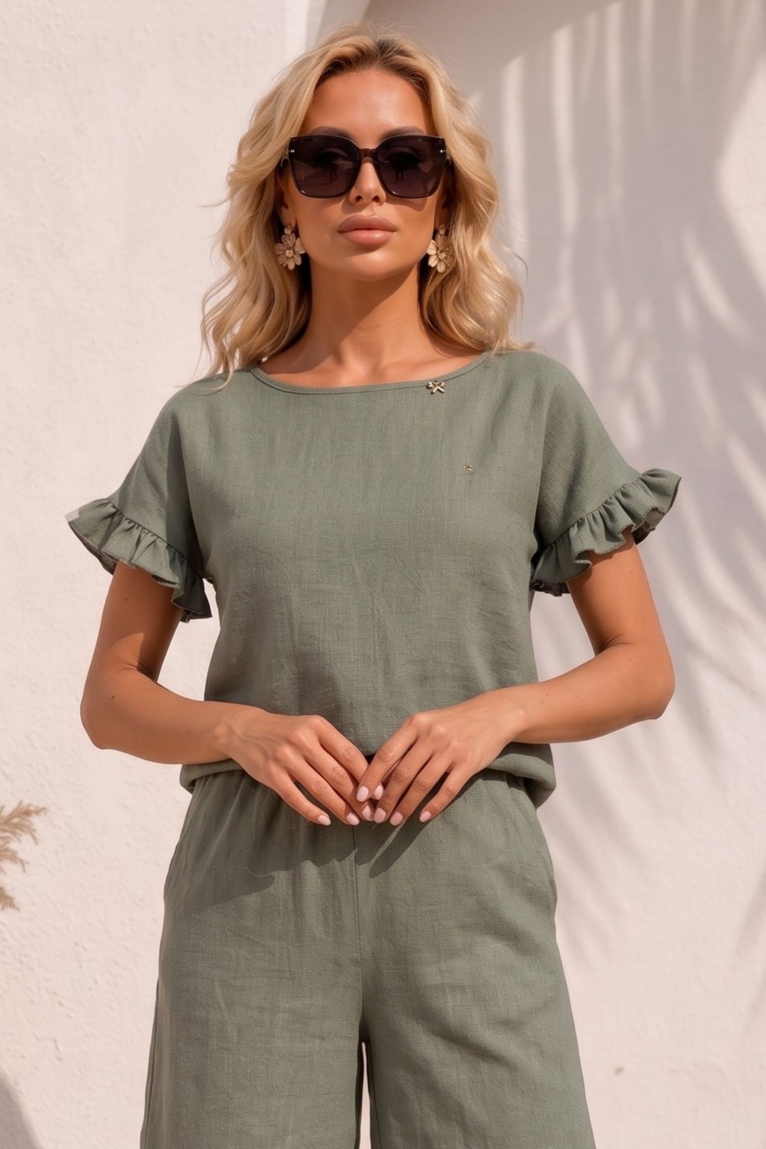 Ținută damă - bluza, geanta dama, pantaloni scurti 1 - StarShinerS.ro